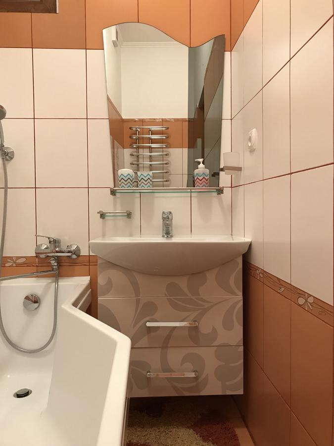 Large Apartment In The City Center Moukatcheve Extérieur photo