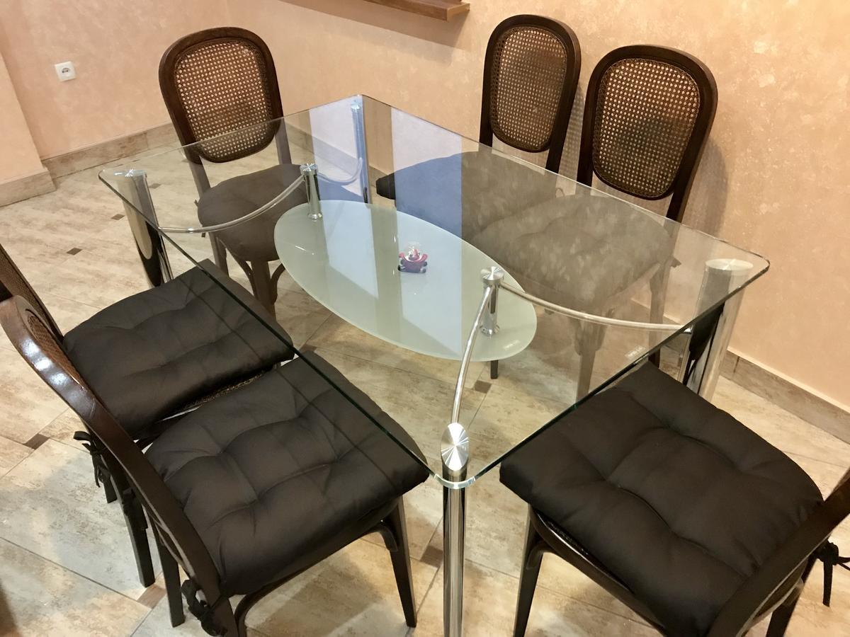 Large Apartment In The City Center Moukatcheve Extérieur photo