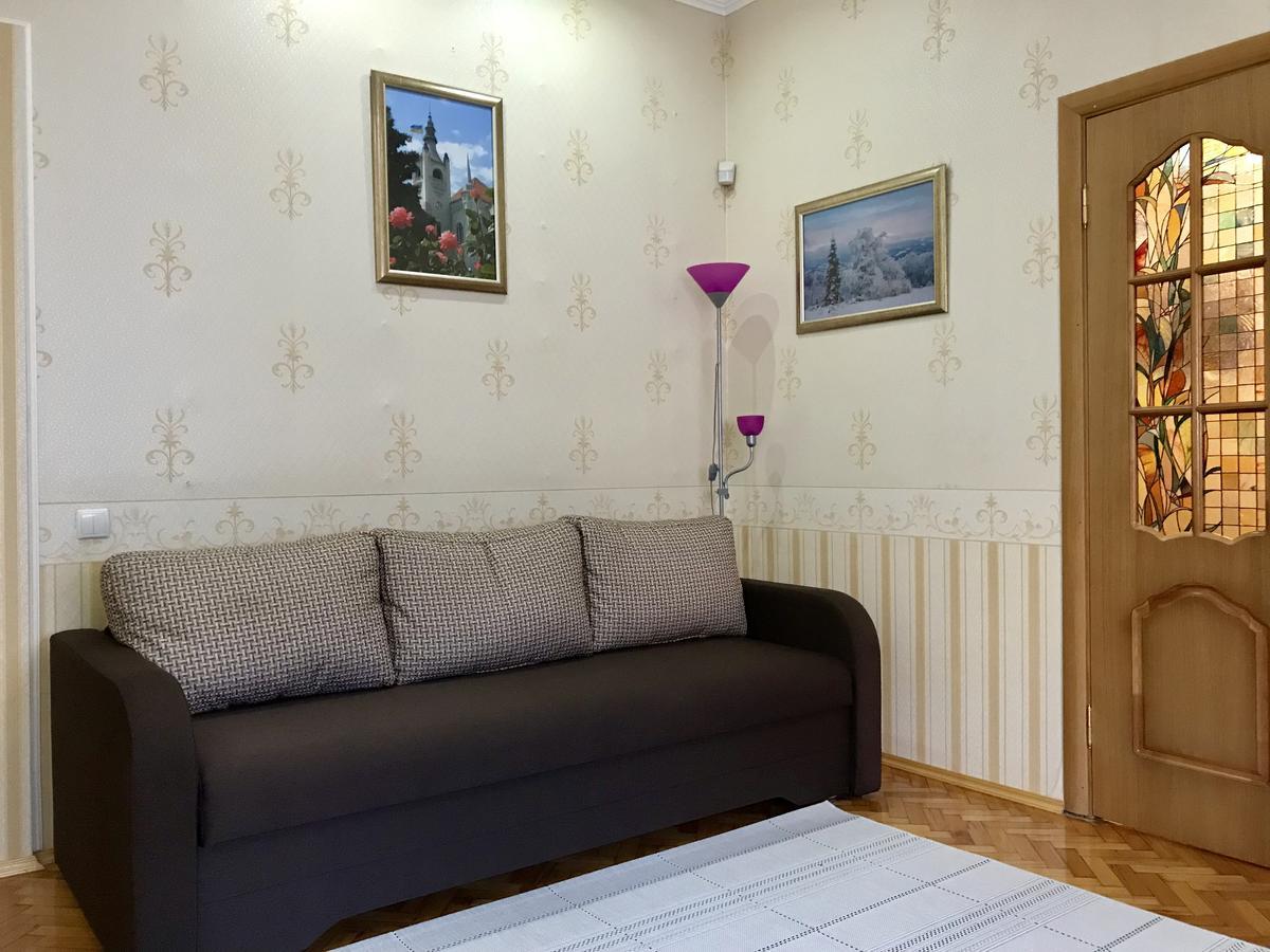 Large Apartment In The City Center Moukatcheve Extérieur photo