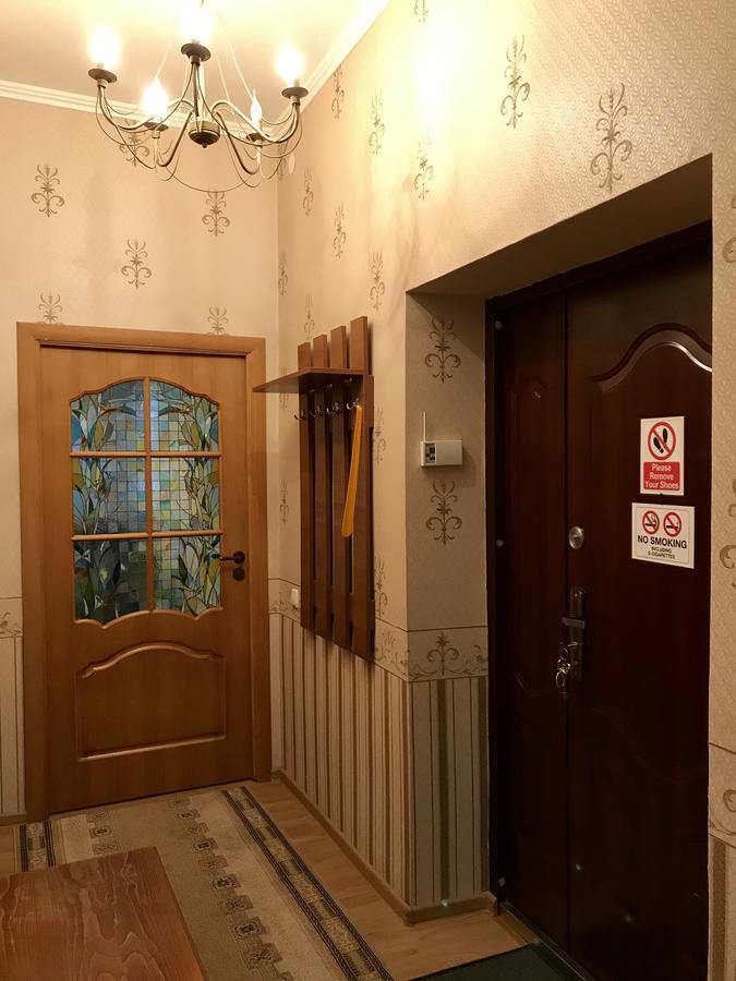Large Apartment In The City Center Moukatcheve Extérieur photo