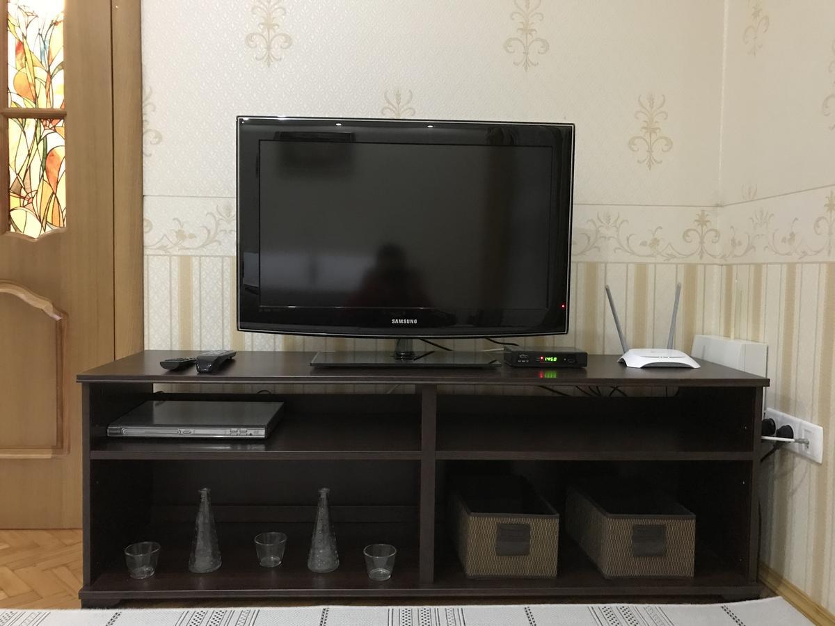 Large Apartment In The City Center Moukatcheve Extérieur photo